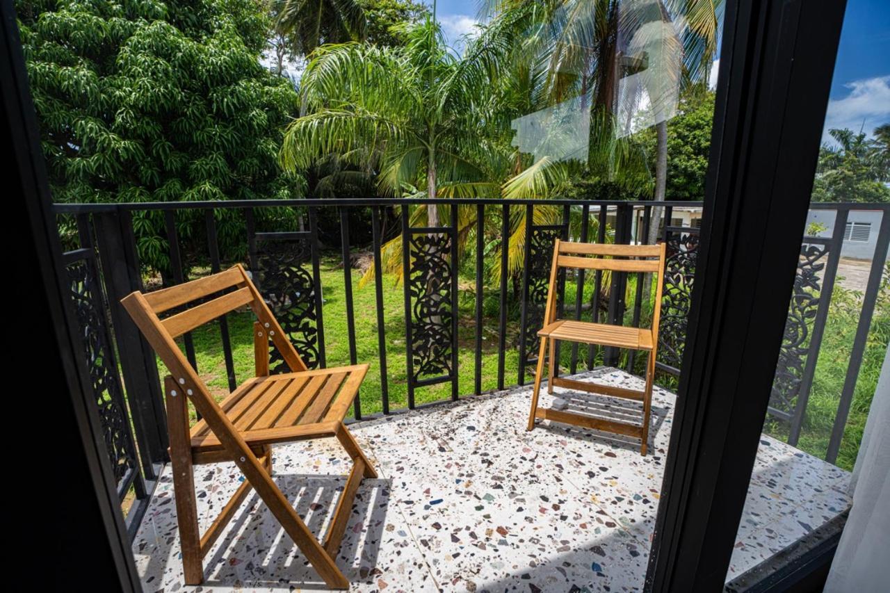 Garden Of Eden Hotel Brenas Exteriör bild